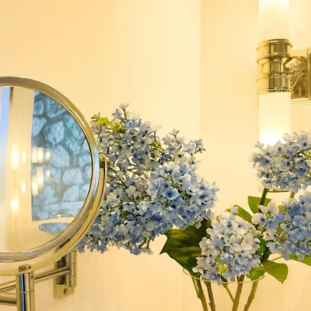 Azzurra Villa