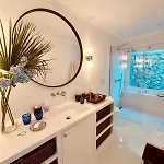 Azzurra * Capri