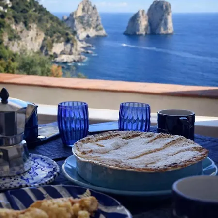 Azzurra Villa
